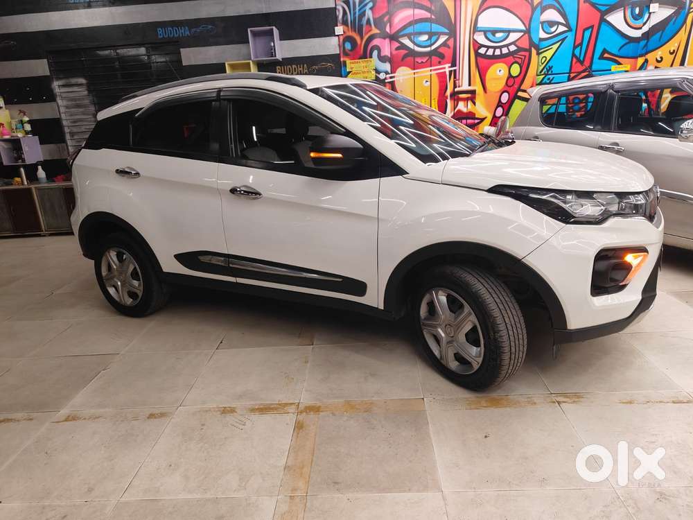 Tata Nexon 1.5 Revotorq Xm (s), 2022, Diesel