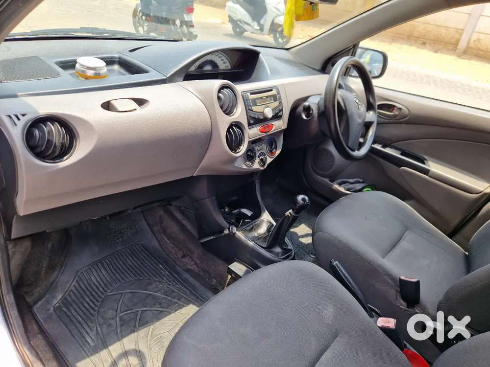 Toyota Etios 2011 Car