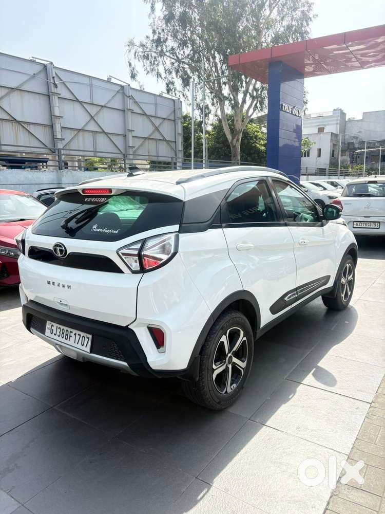 Tata Nexon 1.2 Revotron Xz Plus, 2023, Petrol