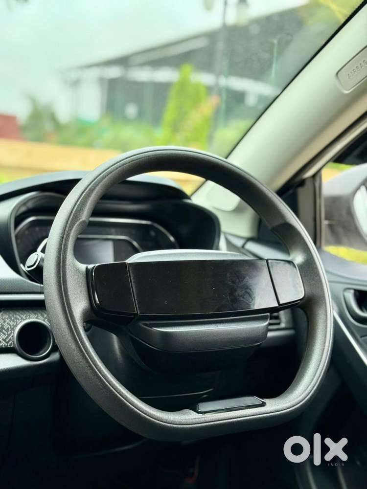 Tata Nexon Smart Plus1.2 Revotron Petrol 5 Mt, 2024, Petrol