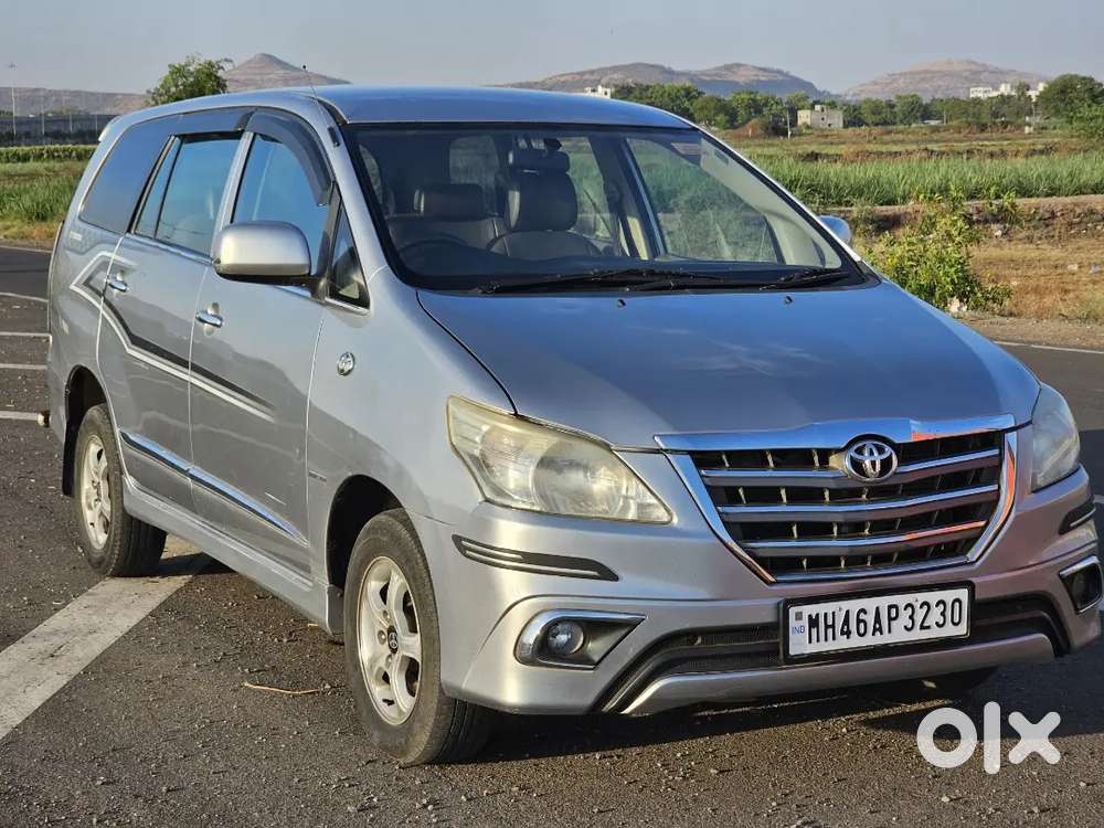 Toyota Innova 2.5 G 2015