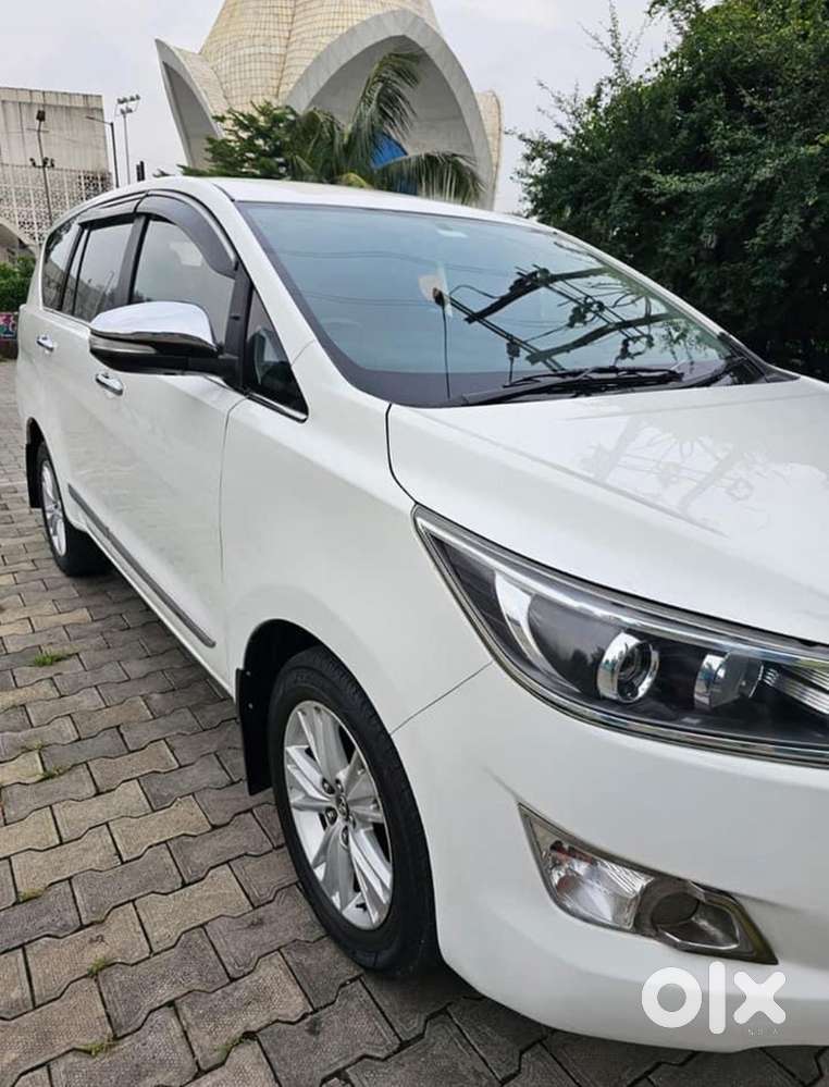 Toyota Innova Crysta Diesel 2016
