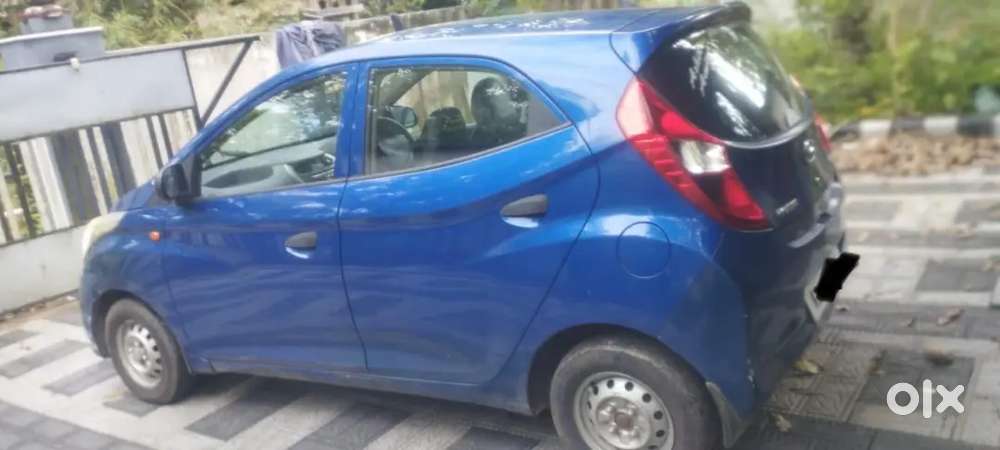 Hyundai Eon 2016 Petrol 41250 Km Driven,215000
