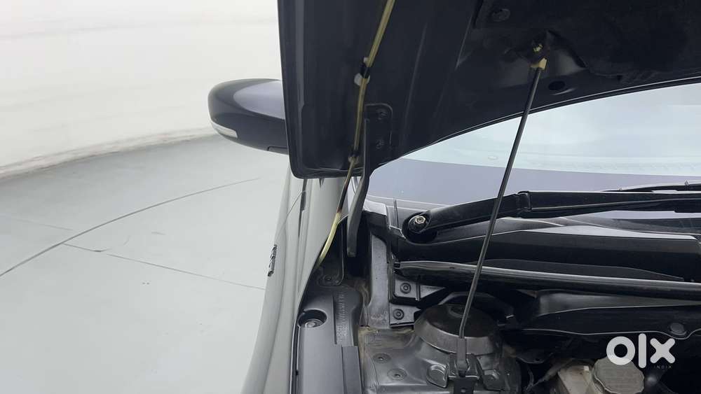 Maruti Suzuki Ciaz 2014-2017 At Zxi, 2015, Petrol