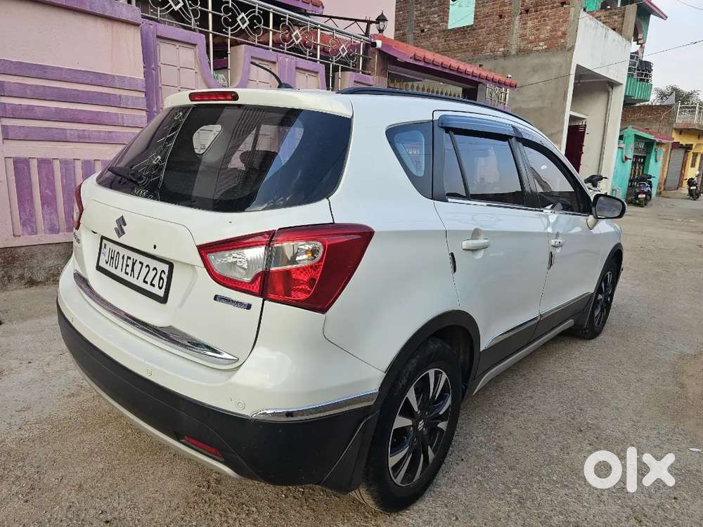 Maruti Suzuki S-cross 2021 Petrol Well Maintained