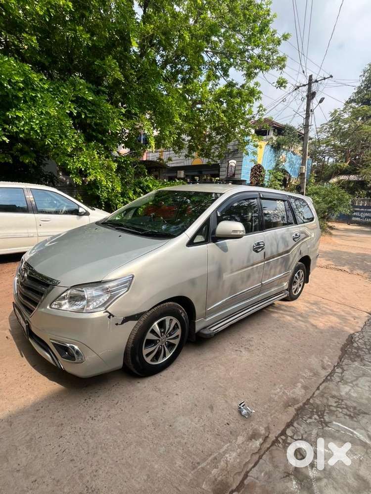 Toyota Innova 2015 Diesel Well Maintained