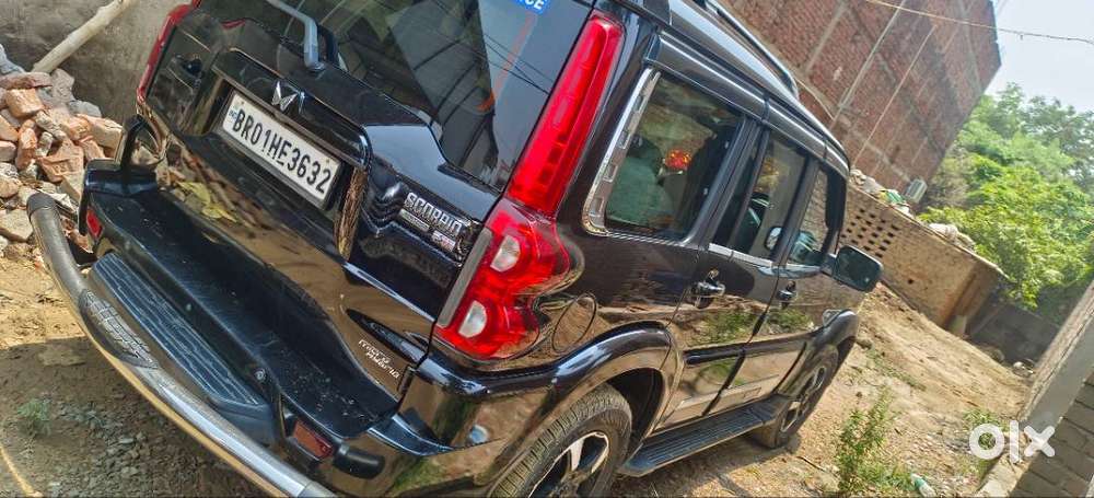 Mahindra Scorpio Classic 2023 Diesel 135000 Km Driven