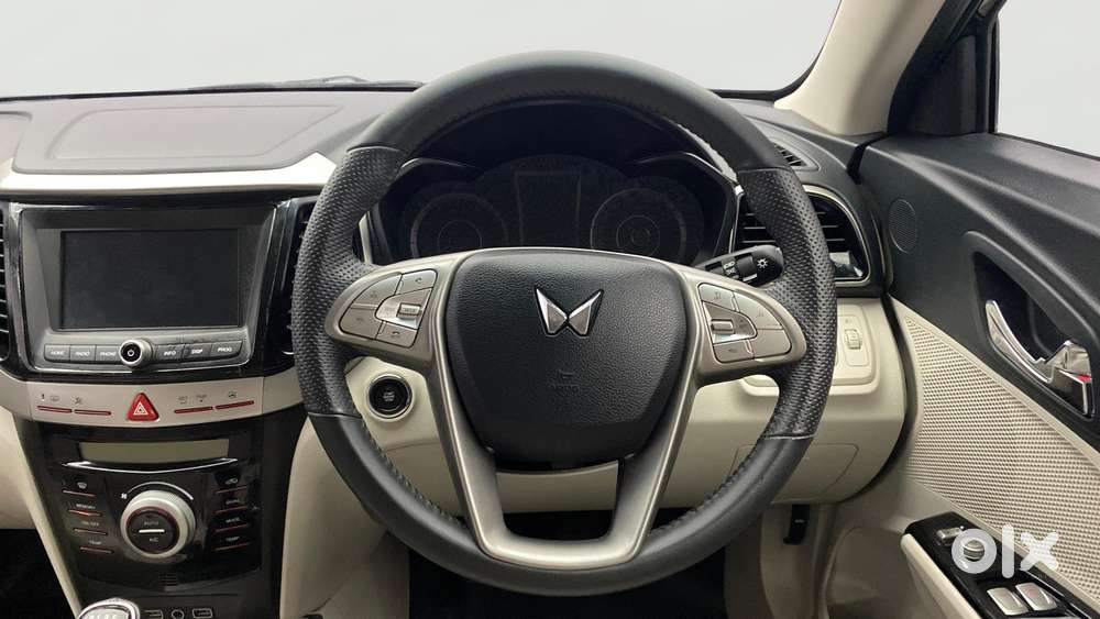 Mahindra Xuv300 W8 Option, 2023, Petrol