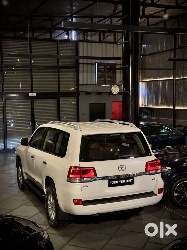 Toyota Land Cruiser [2015-2020] 4.5 Vx Lc 200, 2018, Diesel