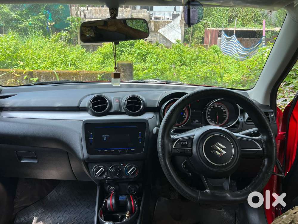 Maruti Suzuki Swift Petrol 2021