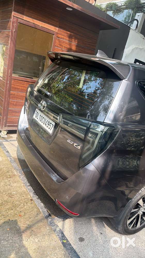 Toyota Innova Crysta [2020-ongoing] 2.7 Zx At 7 Str, 2022, Petrol