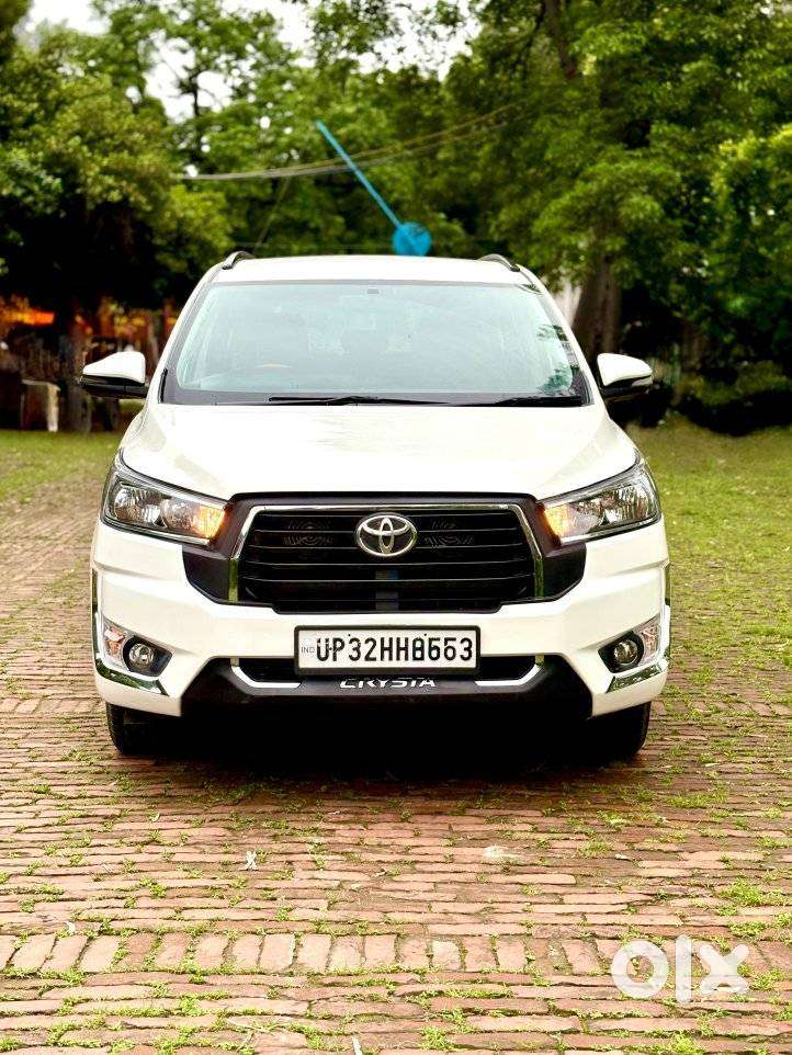 Toyota Innova Crysta 2.4 G Mt, 2016, Diesel