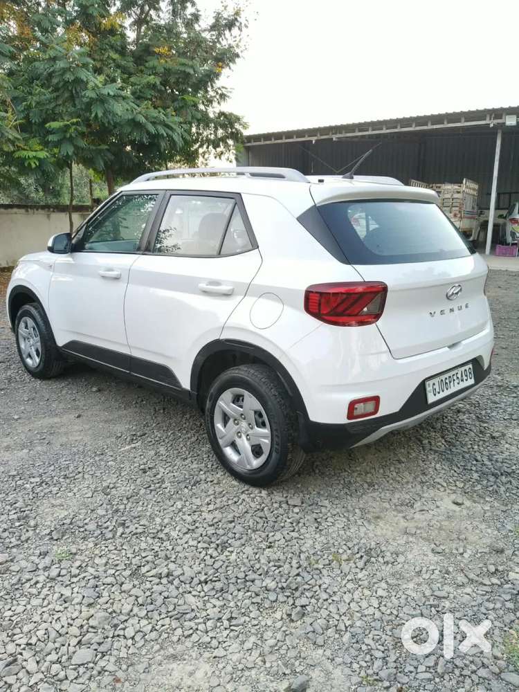 Hyundai Venue S 1.2 Petrol, 2021, Petrol