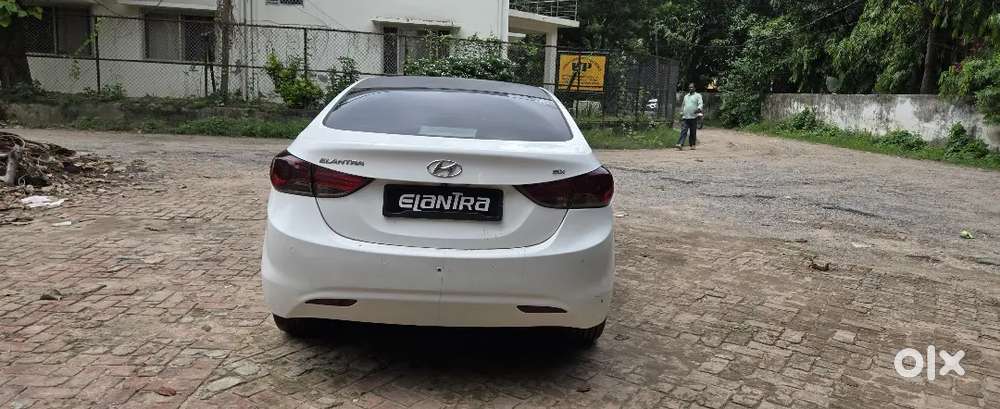 Hyundai Elantra Sx At 2013