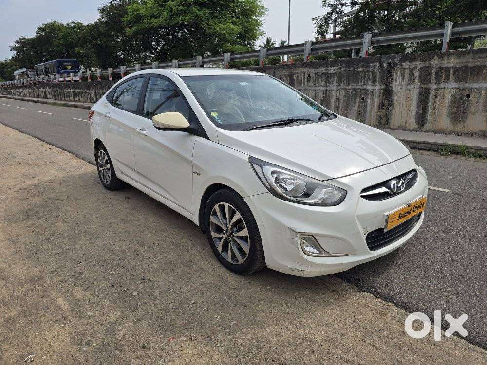 Hyundai Verna Fluidic 1.6 Vtvt Sx, 2014, Petrol
