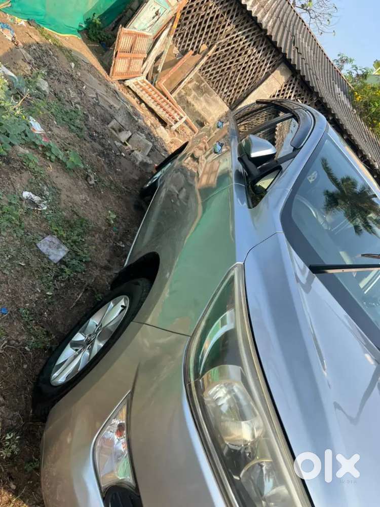 Toyota Innova Crysta 2019 Diesel 245000 Km Driven