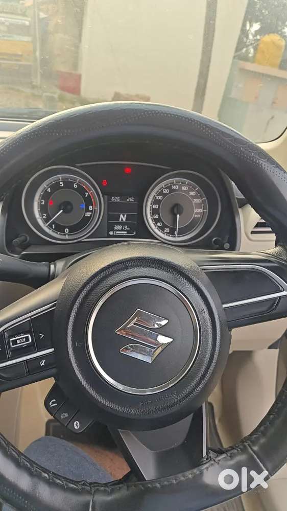 Maruti Suzuki Dzire 2023 Petrol 39000 Km Driven