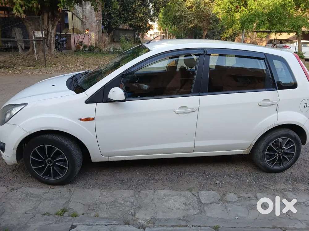 Ford Figo Diesel Zxi 2011