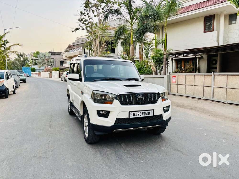 Mahindra Scorpio S10, 2014, Diesel