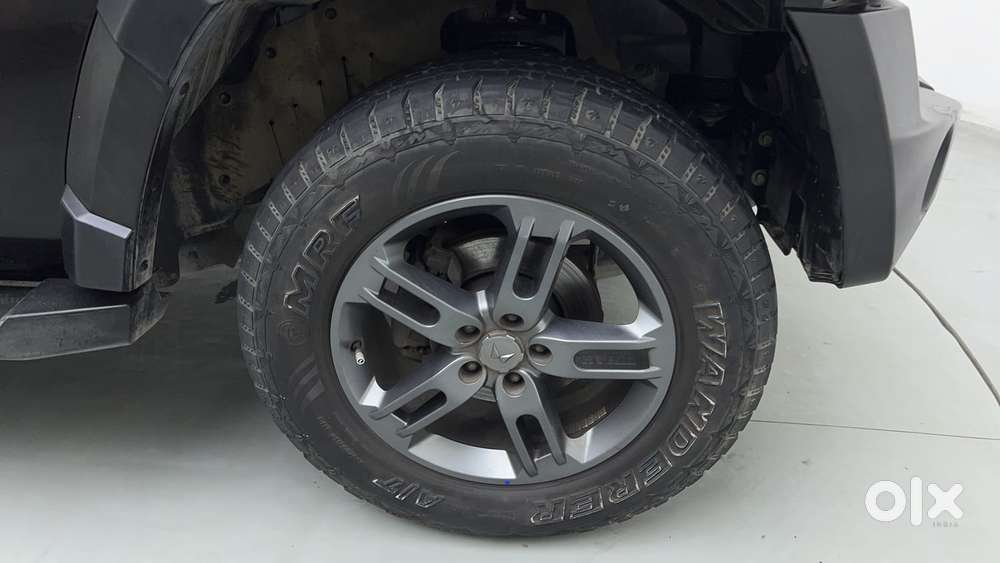 Mahindra Thar Lx Hard Top Petrol Mt 4wd, 2023, Petrol