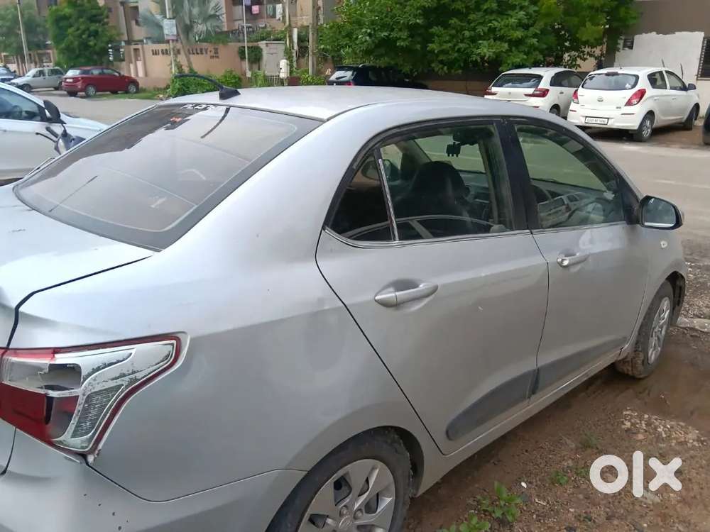 Hyundai Xcent 2018 Car