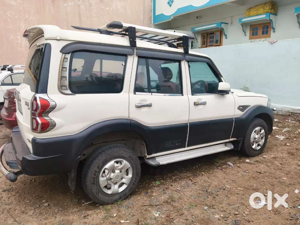 Mahindra Scorpio S3 2019 Sitting9