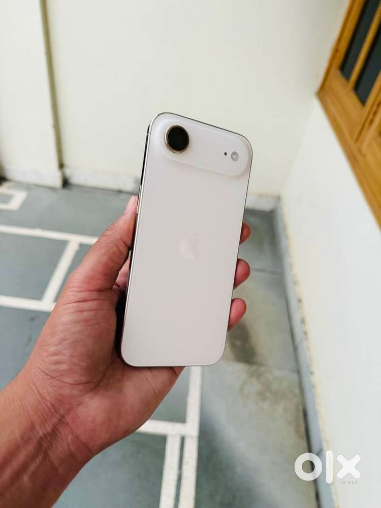 Iphone Air Gold 256GB 7 Months old
