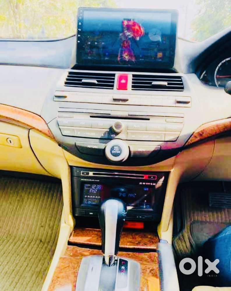 Honda Accord 2.4 Elegance Automatic, 2011, Petrol