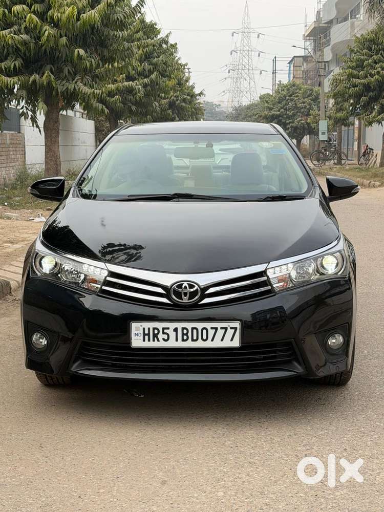 Toyota Corolla Altis 2013-2017 Vl At, 2015, Petrol