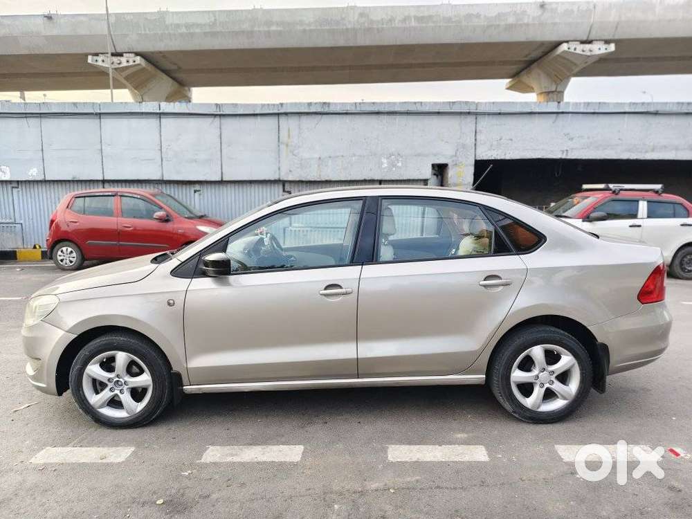 Skoda Rapid Elegance 1.6 Tdi Cr Manual, 2013, Diesel
