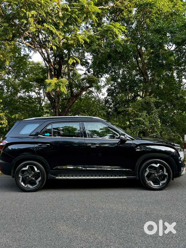 Hyundai Alcazar Platinum (o), 2023, Diesel-at, 7 Seater, Black