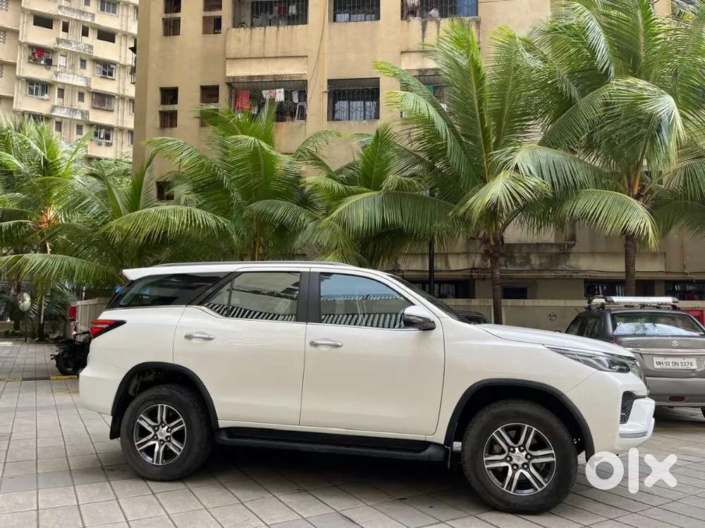 Toyota Fortuner Diesel Automatic 2025 Showroom Condition  F