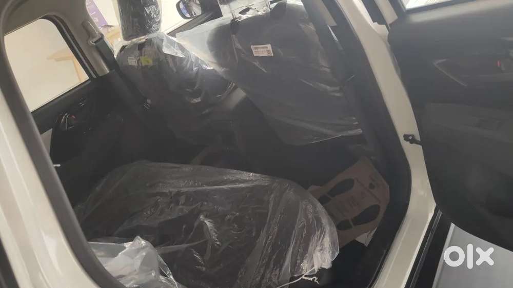 Brand New Car Maruti Suzuki Pandya Automobile Chhindwara