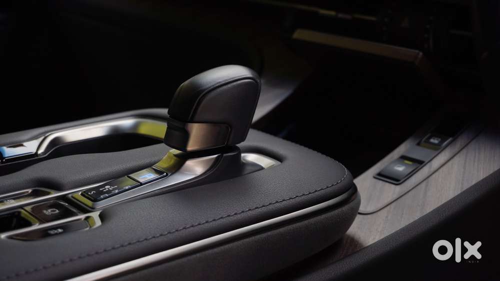 Lexus Lm 350h 4 Str Ultra Luxury, 2024, Petrol