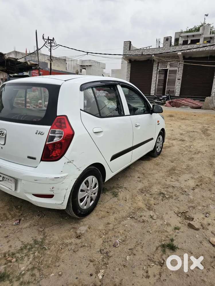 Hyundai I10 2012 Petrol Good Condition With Cng Fitted On Paper