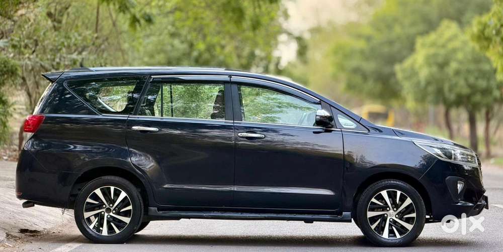 Toyota Innova Crysta [2020-ongoing] 2.4 Zx At 7 Str, 2022, Diesel