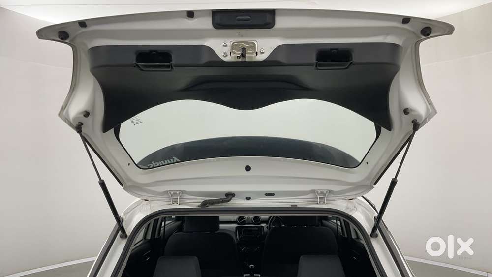 Maruti Suzuki Swift Amt Vvt Vxi, 2019, Petrol