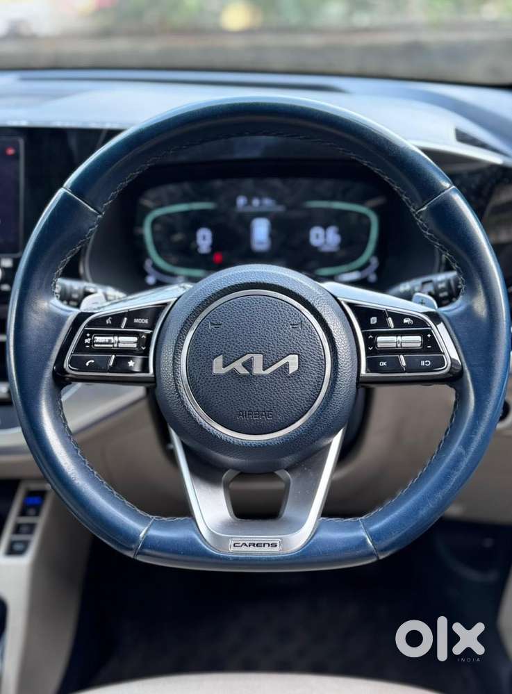 Kia Carens 1.4 Luxury Plus 6 Str, 2022, Petrol