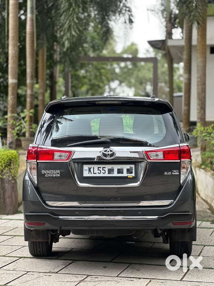 Toyota Innova Crysta 2.8 Zx At, 2016, Diesel