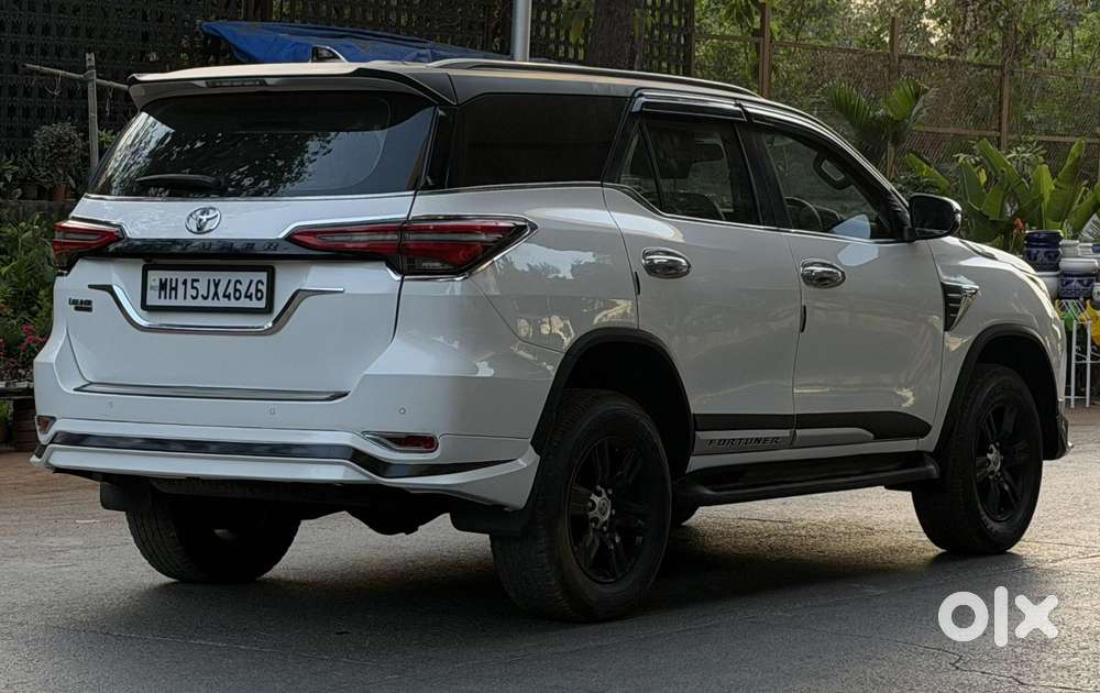 Toyota Fortuner Leader Edition (at), 2024, Diesel