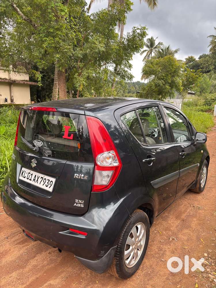 Maruti Ritz 2010 Km Driven