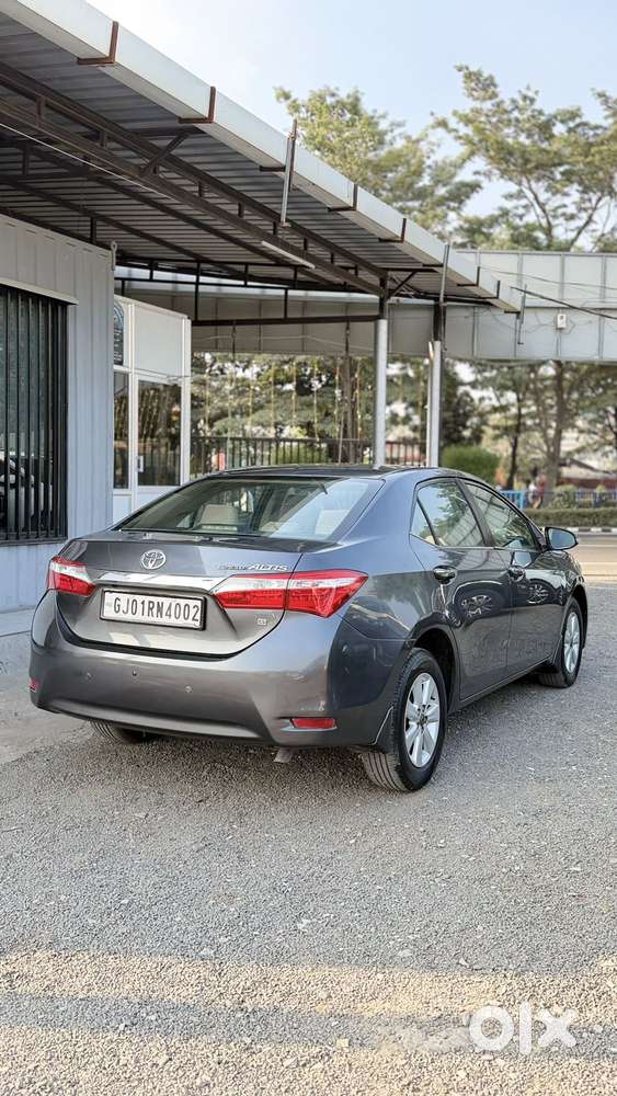 Toyota Corolla Altis Gl Mt, 2015, Petrol