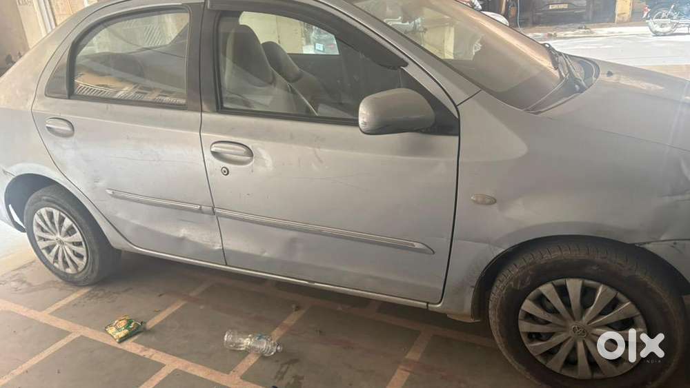 Toyota Etios 2011 Cng