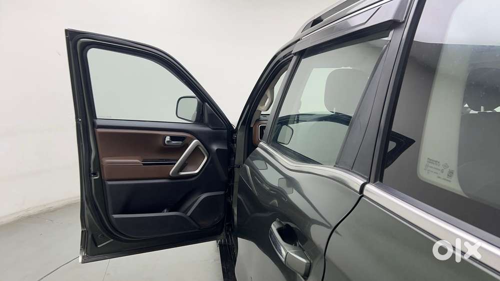 Mahindra Scorpio N Z8 Petrol At 7 Str, 2023, Petrol