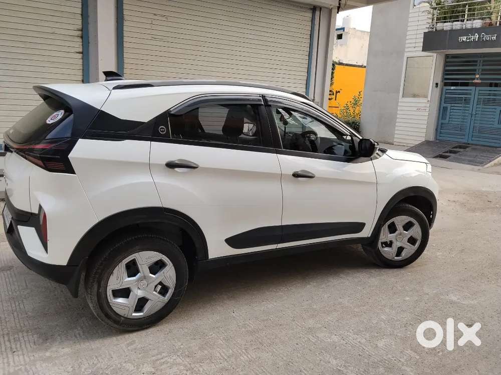 New Minit Conditions Tata Nexon Pure Petrol
