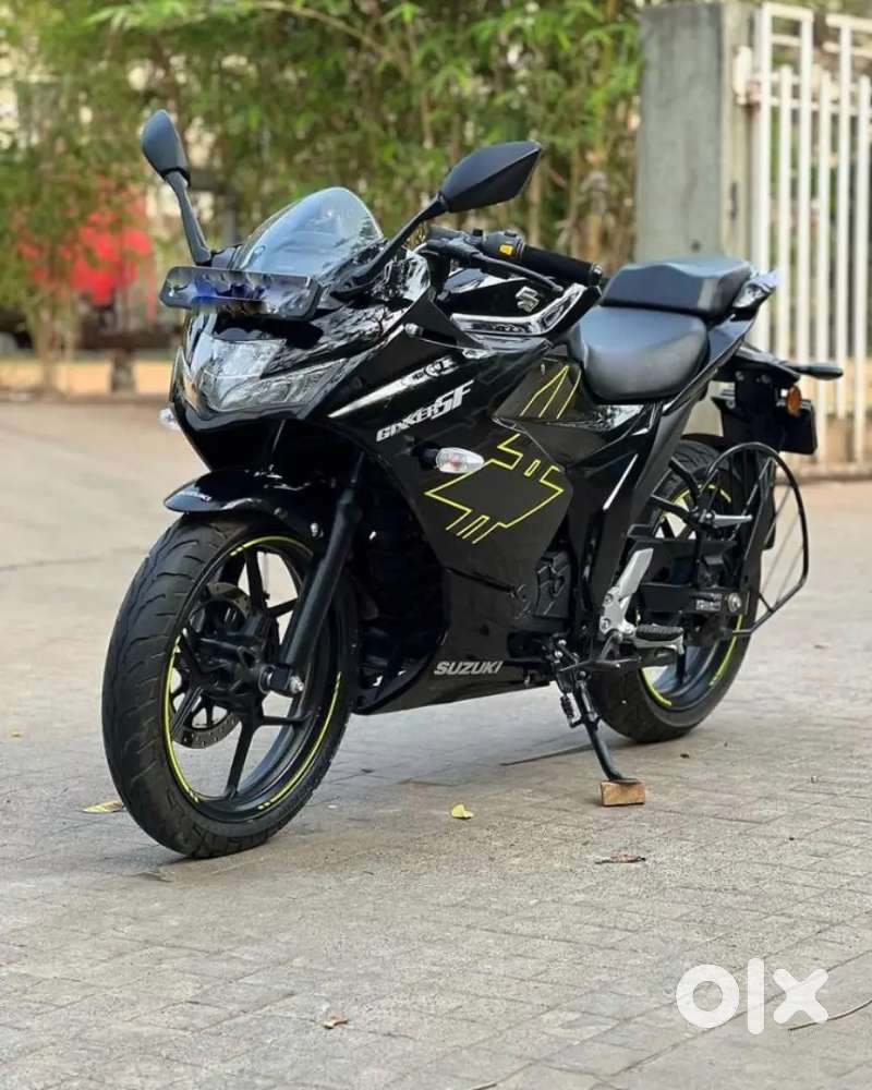 Honda City Zx 2017 Cvt And Suzuki Gixxer Sf 150 In Showroom Condition