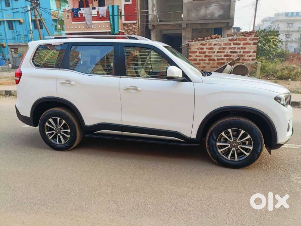 Mahindra Scorpio-n 2.2 Z8 Diesel Mt 4wd 7 Str, 2023, Diesel