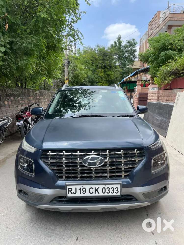 Hyundai Venue 1.0 Turbo Sx+ Dct 2019  Single Owner  ₹9 Lakh