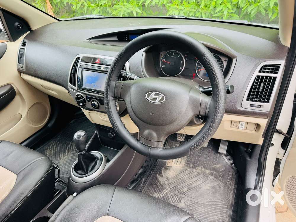 Hyundai I20 1.4 Asta (o) Crdi, 2014, Diesel