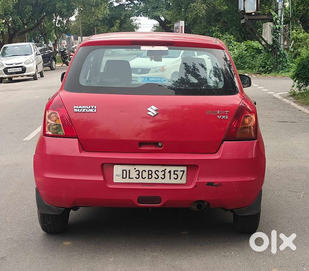 Maruti Suzuki Swift Vxi Bsiv, 2011, Petrol